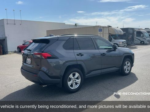 Used 2020 Toyota RAV4 XLE w/ XLE Grade Weather Package FWD image 6