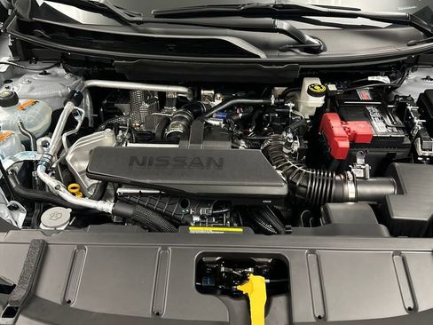 Certified 2024 Nissan Rogue S AWD/4WD image 11
