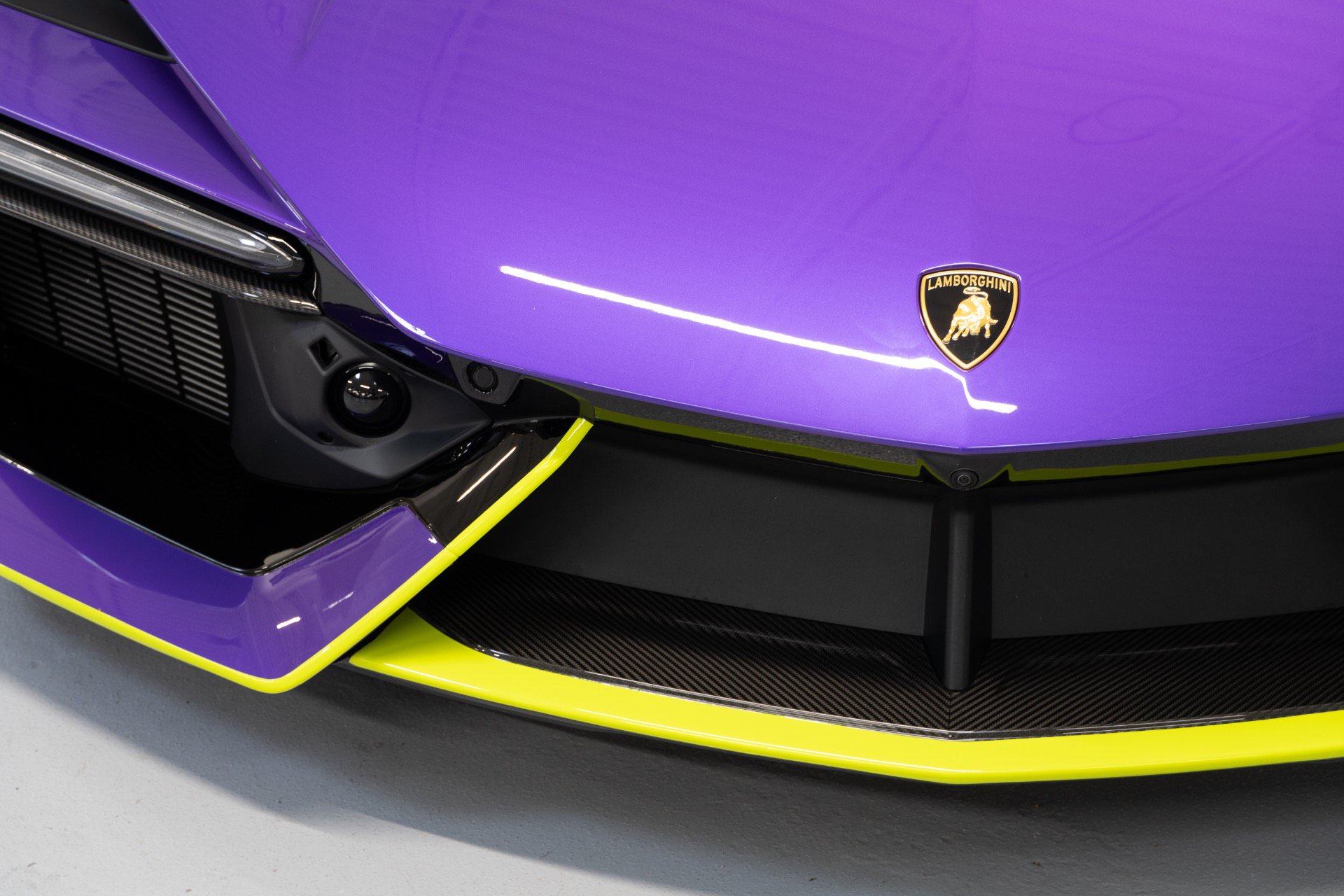 Used 2024 Lamborghini Revuelto AWD/4WD image 5