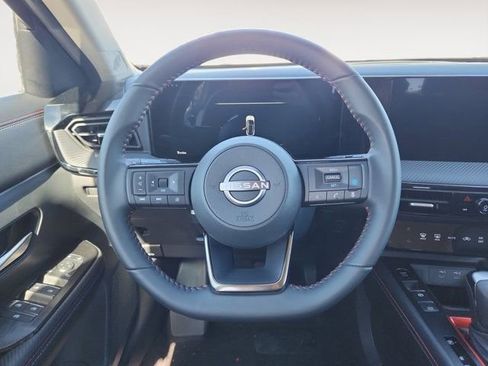 New 2025 Nissan Kicks SR w/ Illumination Package image 12