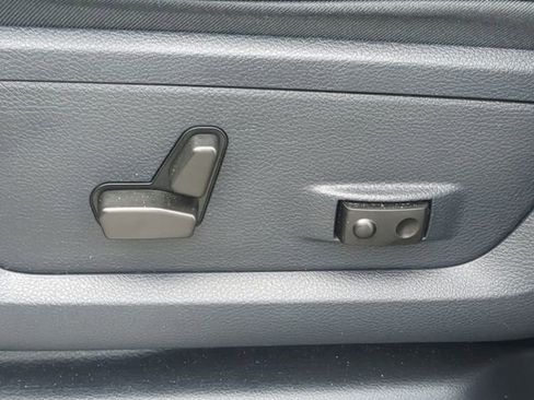 Used 2022 RAM 3500 Limited image 21