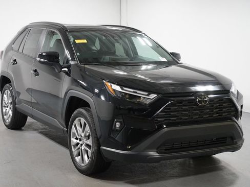 Used 2025 Toyota RAV4 XLE Premium w/ Weather Package AWD/4WD image 3