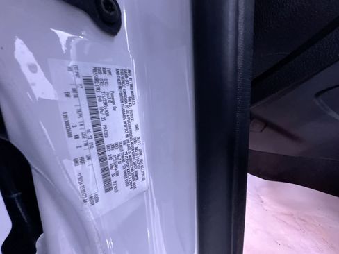 Used 2014 Ford Focus SE FWD image 39