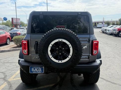 Used 2023 Ford Bronco Black Diamond w/ Sasquatch Package AWD/4WD image 4