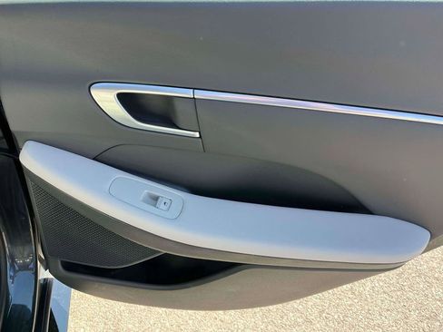 Used 2022 Hyundai Sonata SEL w/ Convenience Package FWD image 7