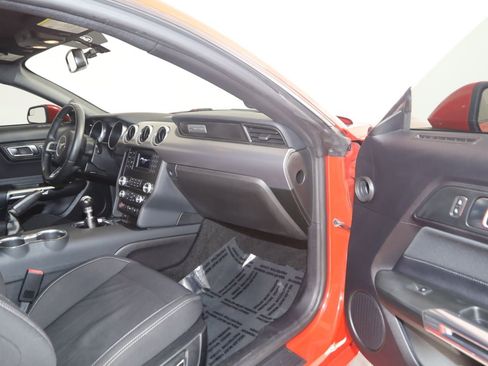 Used 2019 Ford Mustang GT RWD image 47