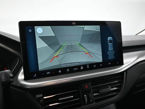 New 2025 Ford Escape SE image 14