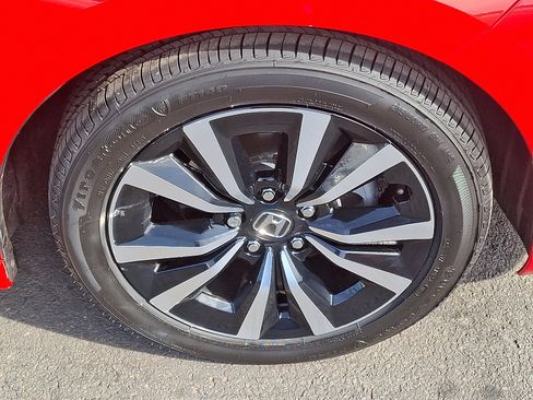 Used 2023 Honda Civic EX image 8