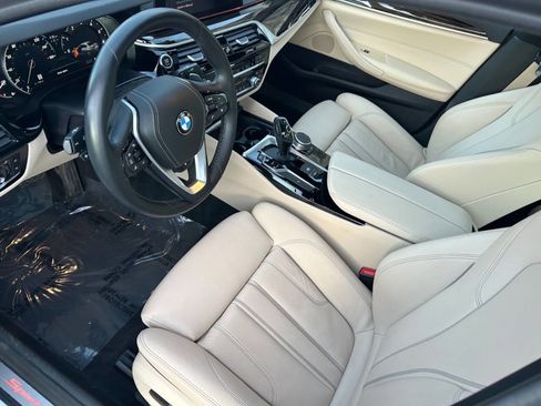 Used 2019 BMW 540i xDrive AWD/4WD image 13