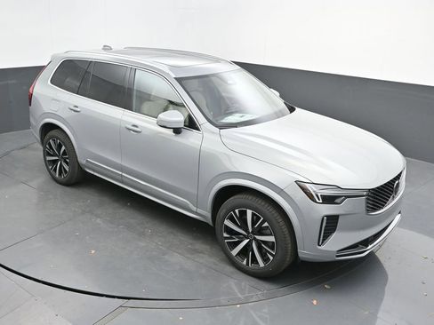 New 2026 Volvo XC90 B6 Core AWD/4WD image 29