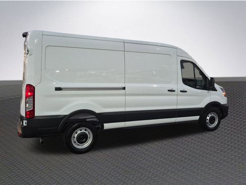 New 2026 Ford Transit 250 148 Medium Roof w/ Load Area Protection Package image 4