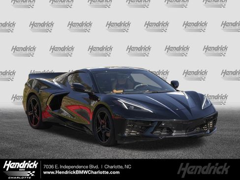 Used 2021 Chevrolet Corvette Stingray Preferred Cpe w/ 2LT image 1