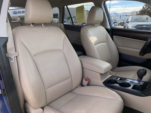 Used 2016 Subaru Outback 3.6R Limited image 9