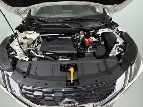 Used 2023 Nissan Rogue SV FWD image 19