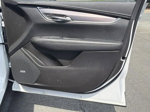 Used 2021 Cadillac XT5 Luxury FWD image 18