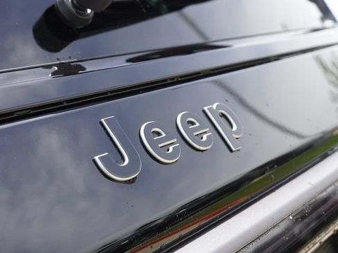 New 2026 Jeep Grand Wagoneer Limited AWD/4WD image 12