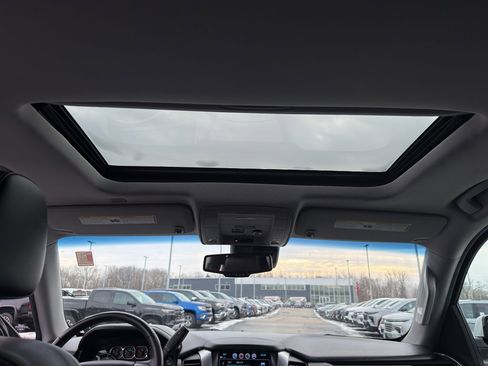 Used 2018 Chevrolet Tahoe LT image 28