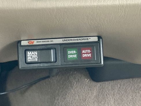 Used 2004 Ford F350 Lariat image 22