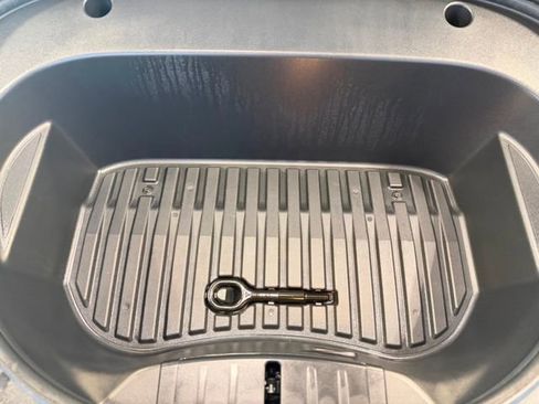 Used 2023 Tesla Model 3 Standard Range RWD image 38