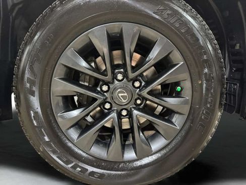 Certified 2023 Lexus GX 460 Premium w/ Premium Package AWD/4WD image 36
