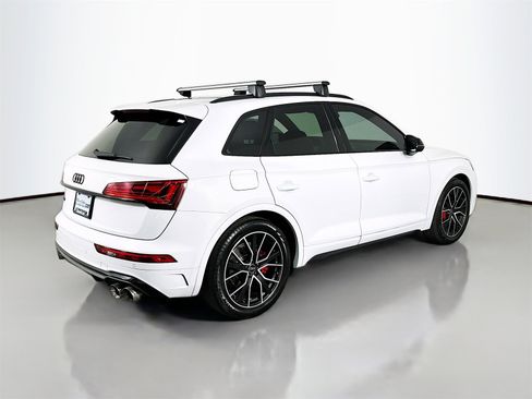 Used 2023 Audi SQ5 Premium Plus w/ Premium Plus Package image 7