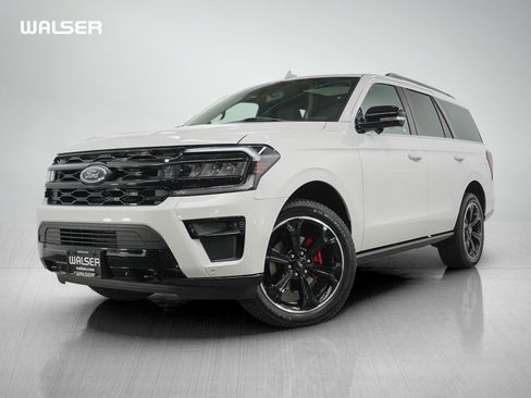 Used 2024 Ford Expedition Limited AWD/4WD image 1