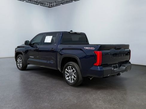 Used 2022 Toyota Tundra SR5 w/ Convenience Package RWD image 5