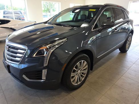 Used 2019 Cadillac XT5 Luxury FWD image 1