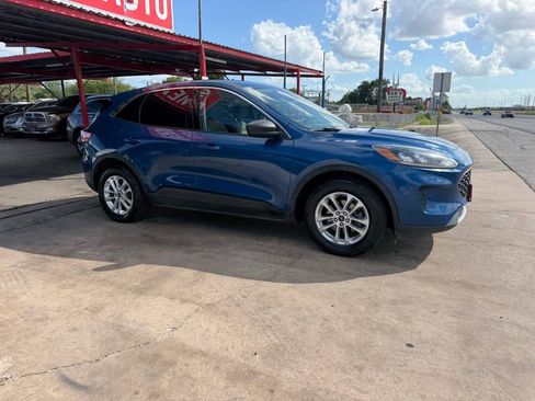 Used 2022 Ford Escape SE FWD image 20
