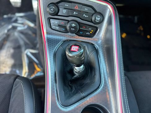 Used 2016 Dodge Challenger R/T Scat Pack RWD image 21