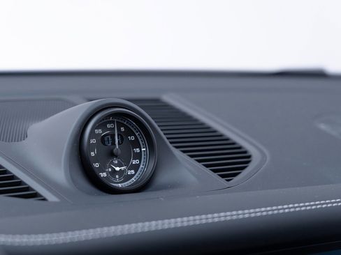 New 2025 Porsche Macan Turbo image 24