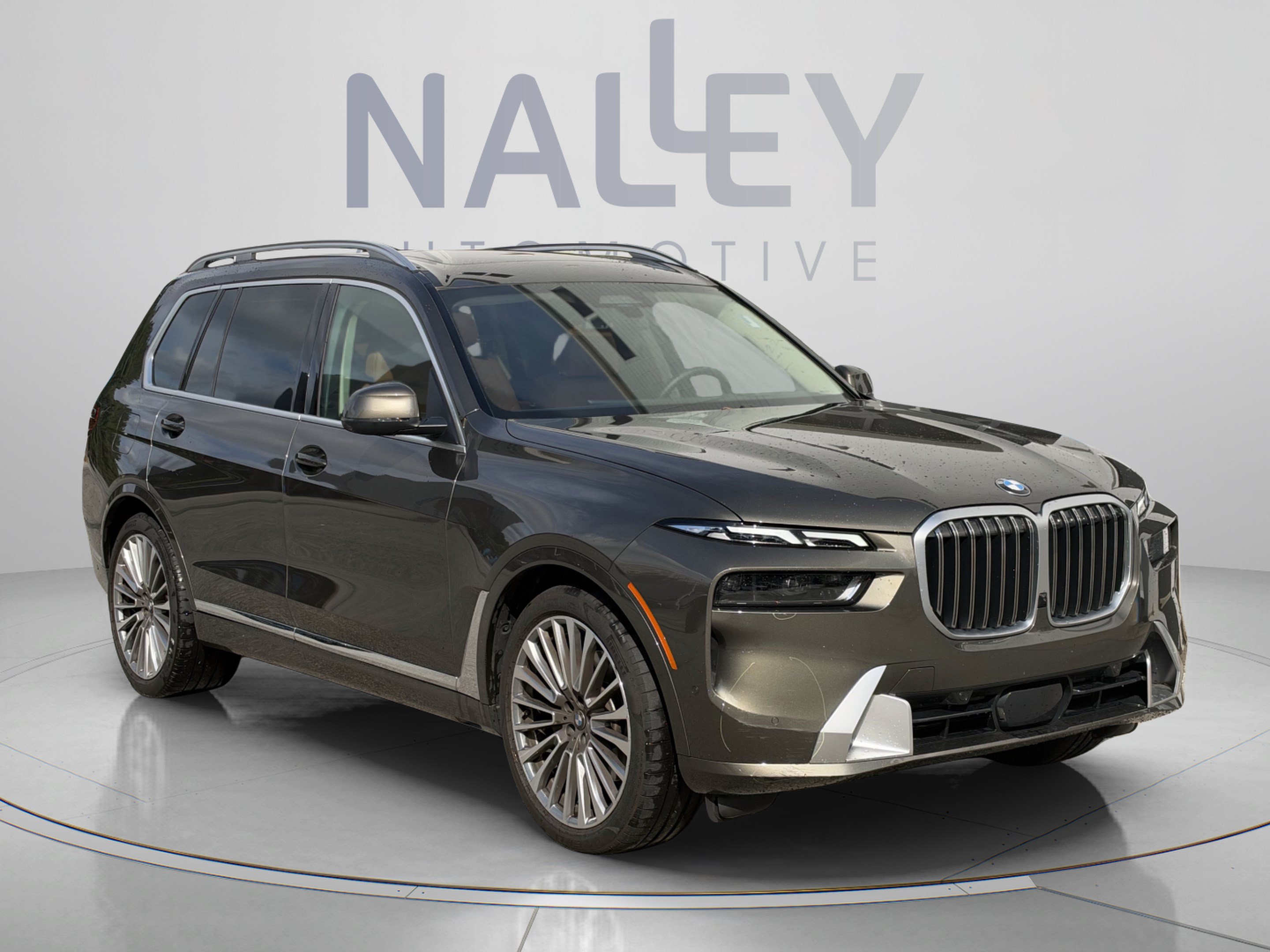 Used 2026 BMW X7 xDrive40i AWD/4WD image 5