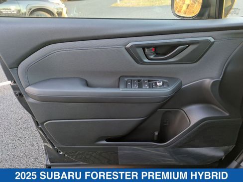 Certified 2025 Subaru Forester Premium image 20