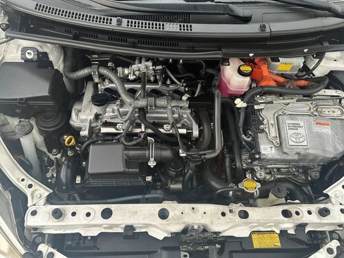 Used 2013 Toyota Prius C Two FWD image 31