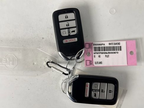 Used 2018 Honda Pilot Elite image 10