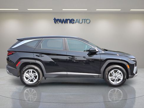 Used 2026 Hyundai Tucson SE AWD/4WD image 8