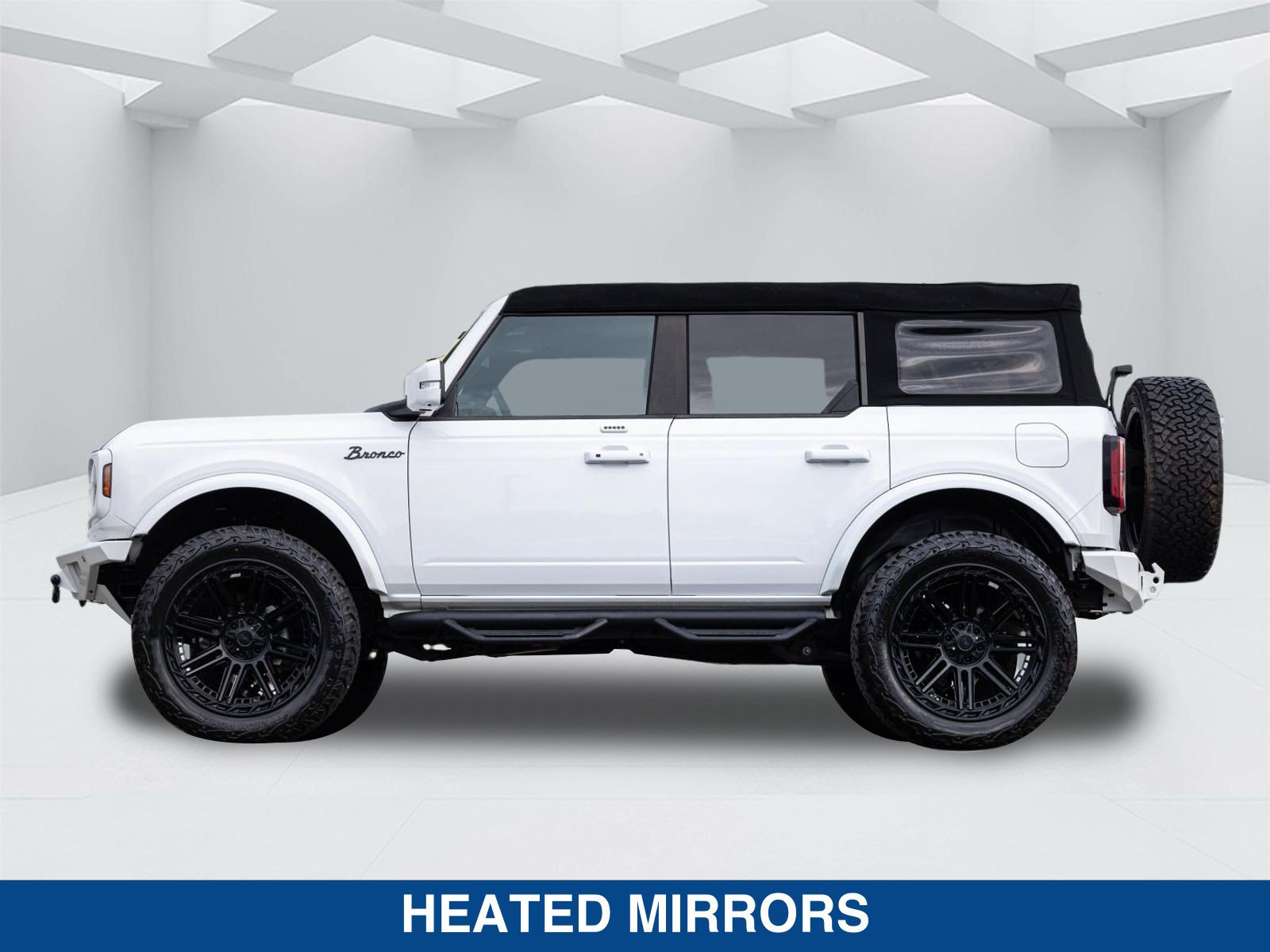 Used 2023 Ford Bronco Badlands AWD/4WD image 10