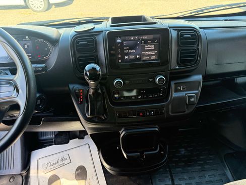 Used 2023 RAM ProMaster 2500 image 18