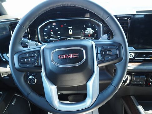 Used 2024 GMC Sierra 1500 SLT w/ SLT Premium Plus Package image 21