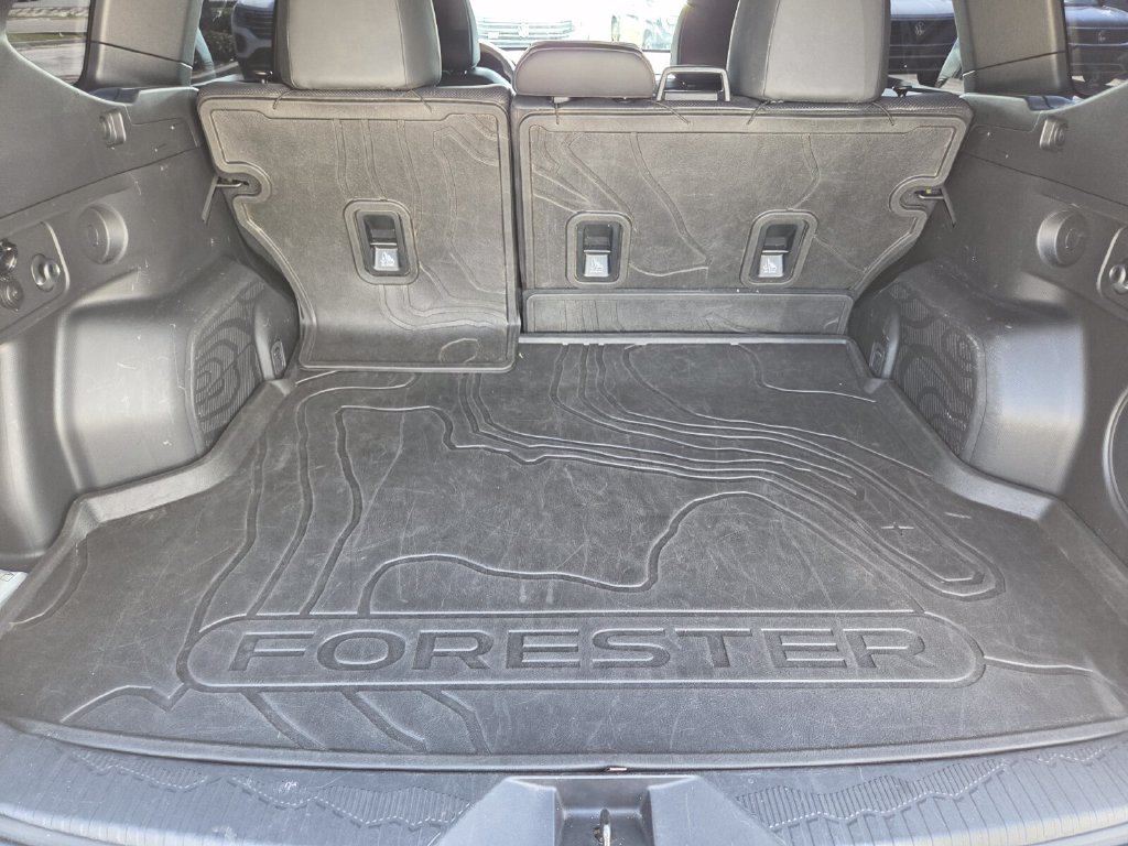 Used 2025 Subaru Forester Touring w/ Popular Package - Touring AWD/4WD image 27