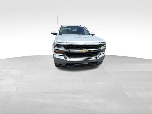 Used 2019 Chevrolet Silverado 1500 LT AWD/4WD image 38