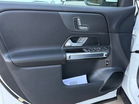 New 2026 Mercedes-Benz GLB 250 image 21