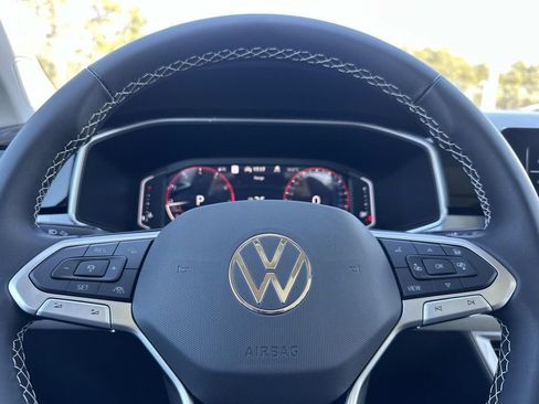 New 2026 Volkswagen Taos SEL image 25