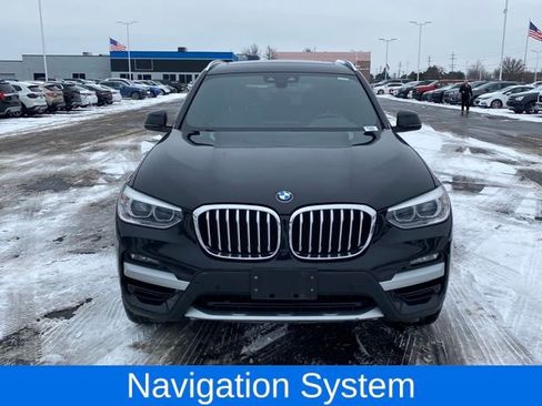 Used 2021 BMW X3 xDrive30e image 2