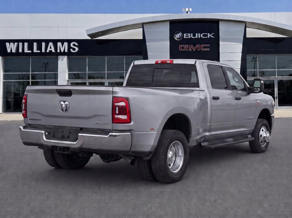 Used 2024 RAM 3500 Big Horn AWD/4WD image 7