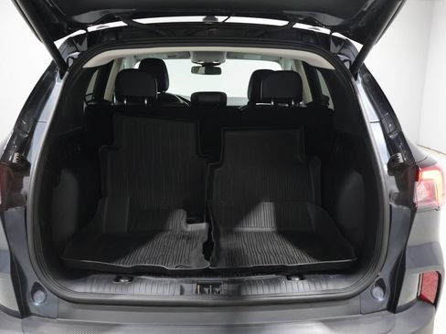 Used 2022 Ford Escape Titanium AWD/4WD image 4