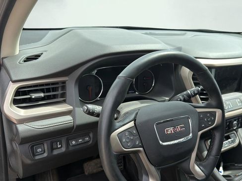 Used 2023 GMC Acadia Denali w/ Trailering Package AWD/4WD image 12