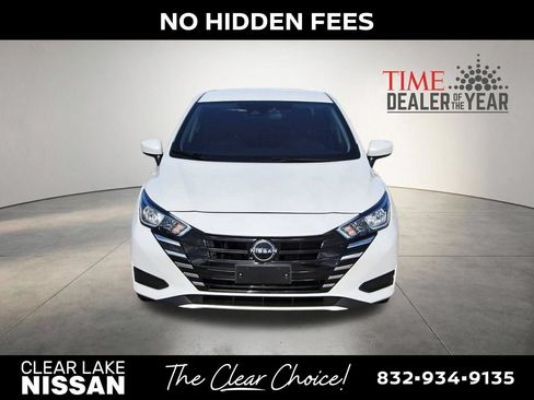 Used 2024 Nissan Versa SV w/ Trunk Package FWD image 2