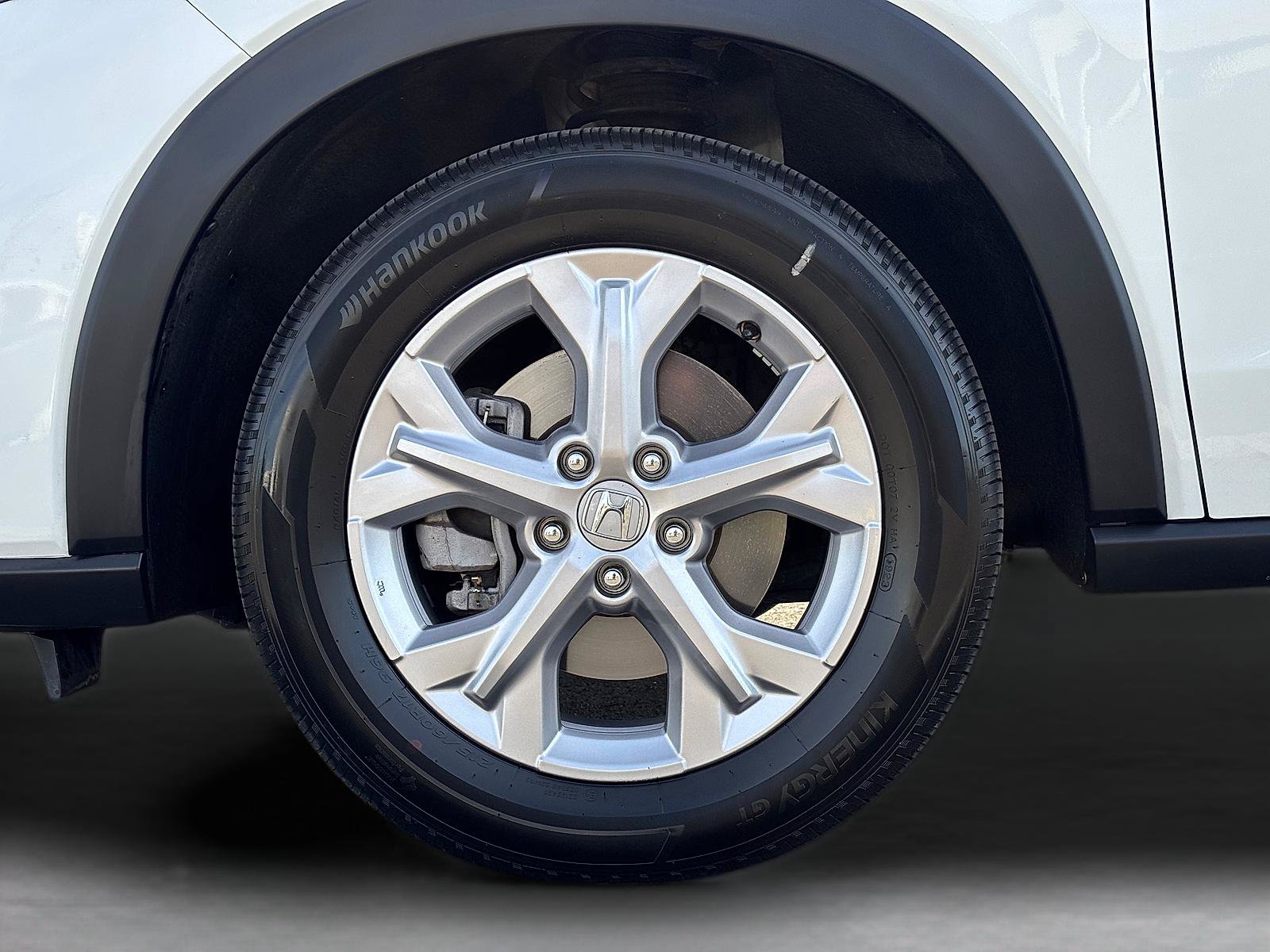 Certified 2024 Honda HR-V LX image 11