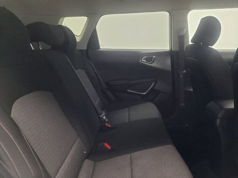 Used 2020 Kia Soul S FWD image 18